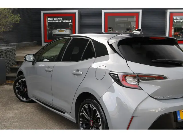 Toyota Corolla 1.8 Hybrid GR-Sport 2023 Hybride Benzine 9