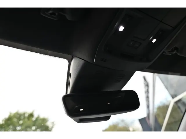 Peugeot 3008 1.2 Hybrid 136 Allure 2024 Hybride Benzine 27
