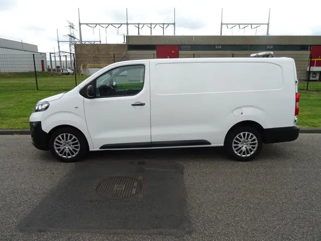 Opel Vivaro 1.5 CDTI L2H1 Edition 2021 Diesel 2