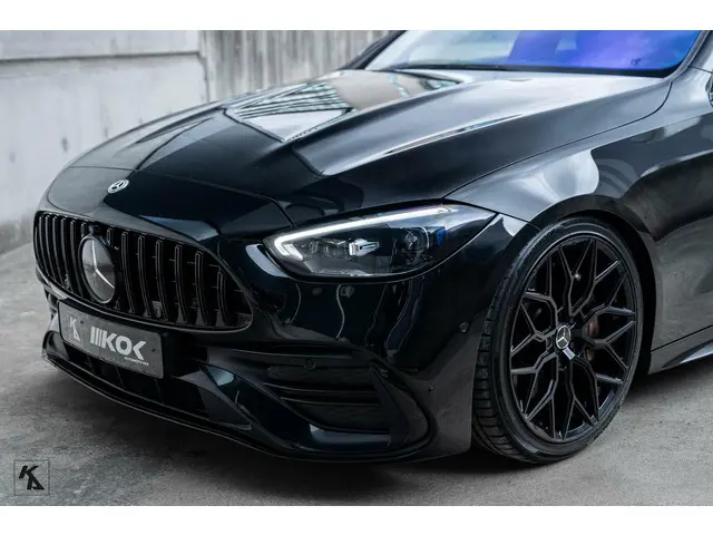 Mercedes-Benz C-Klasse 300 AMG Line 2021 Benzine 9
