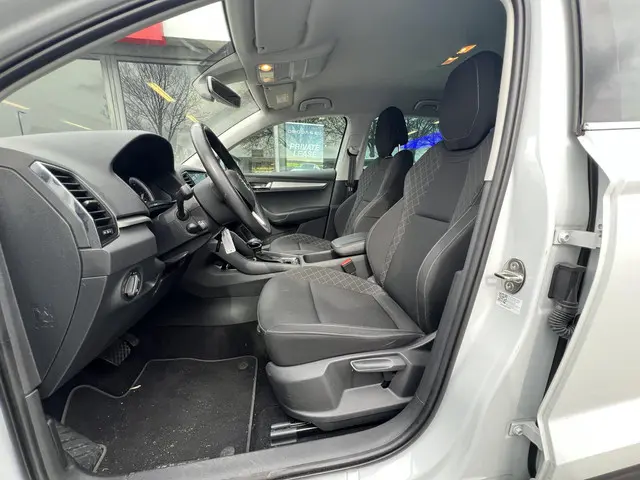 Škoda Karoq 1.0 TSI Clever Edition 2019 Benzine 25