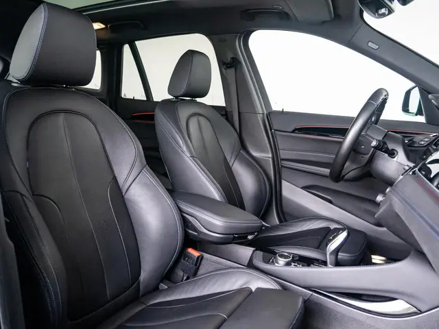 BMW X1 sDrive20i 2020 Benzine 10