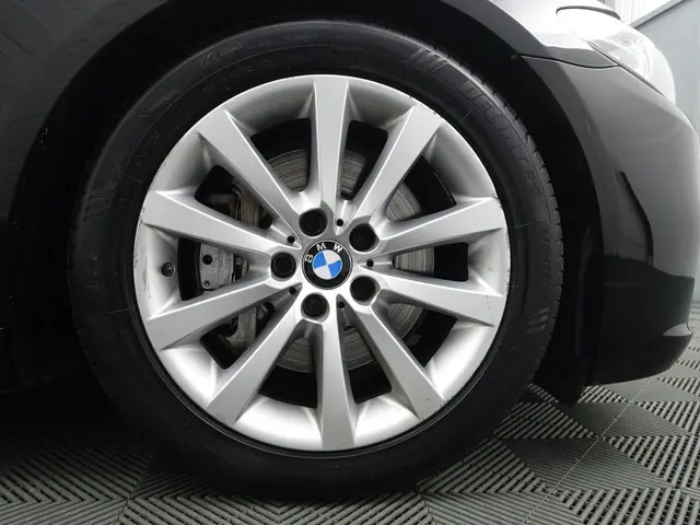 BMW 5 Serie 528i M Sport Aut- 2014 Benzine 28