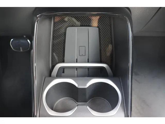 BMW X2 sDrive20i 2025 Benzine 28
