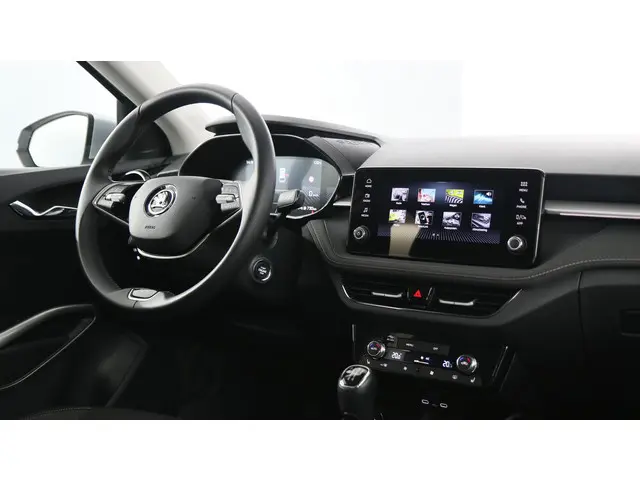 Škoda Fabia 1.0 TSI 115pk Selection DSG 2024 Benzine 32