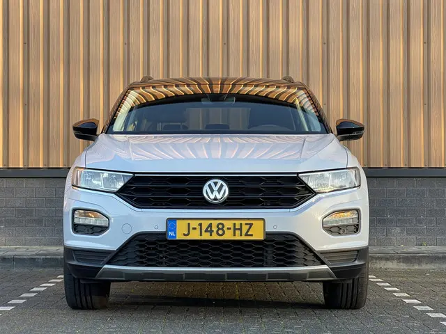 Volkswagen T-Roc 2