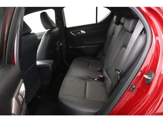 Lexus CT 200h F Sport Line 2016 Hybride Benzine 18