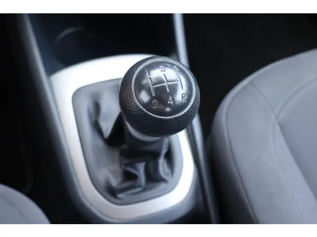 Kia Rio 1.2 CVVT Comfort Pack 2012 Benzine 24