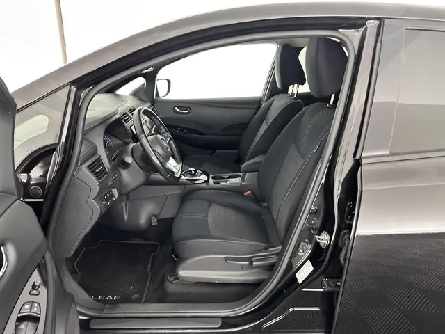 Nissan Leaf 2.ZERO EDITION 40 kWh 2018 Elektrisch 8