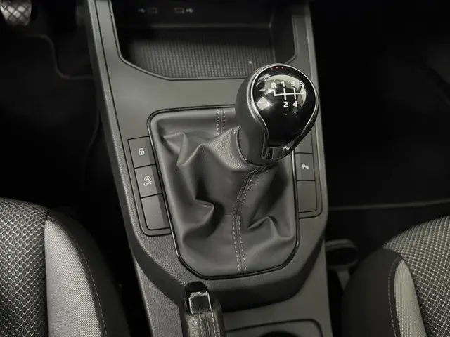 SEAT Ibiza 1.0 TSI Flex 2021 Benzine 30