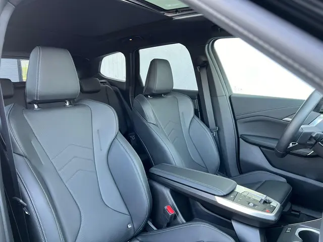 BMW iX1 eDrive20 2024 Elektrisch 16