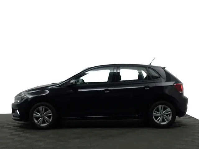 Volkswagen Polo 1.0 TSI Highline- 2018 Benzine 26