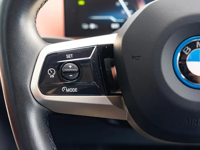 BMW iX M60 2023 Elektrisch 31