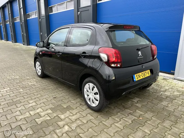 Peugeot 108 1.0 e-VTi Active TOP! 2018 Benzine 5