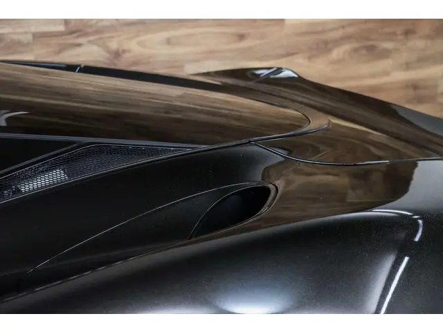 McLaren GT 4.0 V8|Lift|MSO|B&W|Dealer|Pano| 2021 Benzine 45