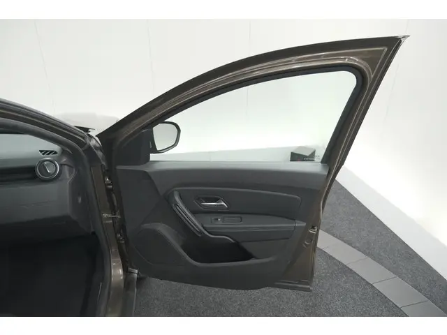 Dacia Duster TCe 130 Tech Road 2019 Benzine 67