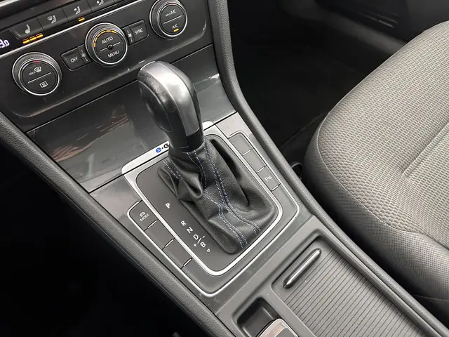 Volkswagen e-Golf E-DITION 2020 Elektrisch 15