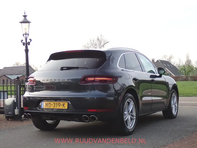 Porsche Macan 2.0 2017 Benzine 4
