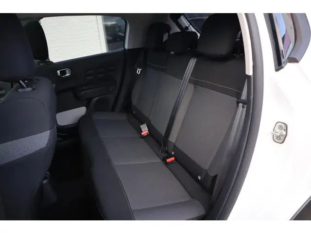 Citroën C3 1.2 PURETECH S&S SHINE VTR SPORT 2019 Benzine 9