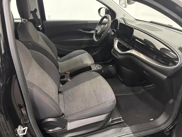 Fiat 500e Icon 42 kWh 2022 Elektrisch 11