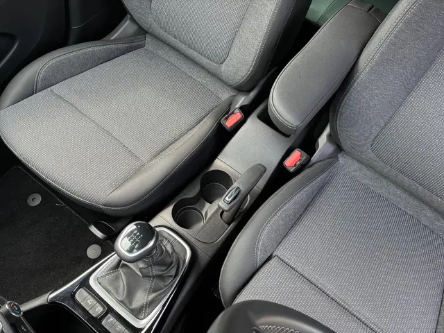 Opel Crossland 1.2 Turbo Elegance 2022 Benzine 11