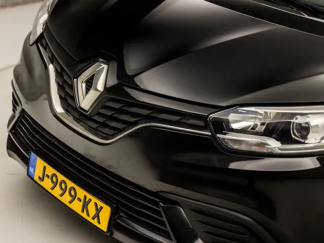 Renault Scénic 1.3 TCe Sport 2018 Benzine 25