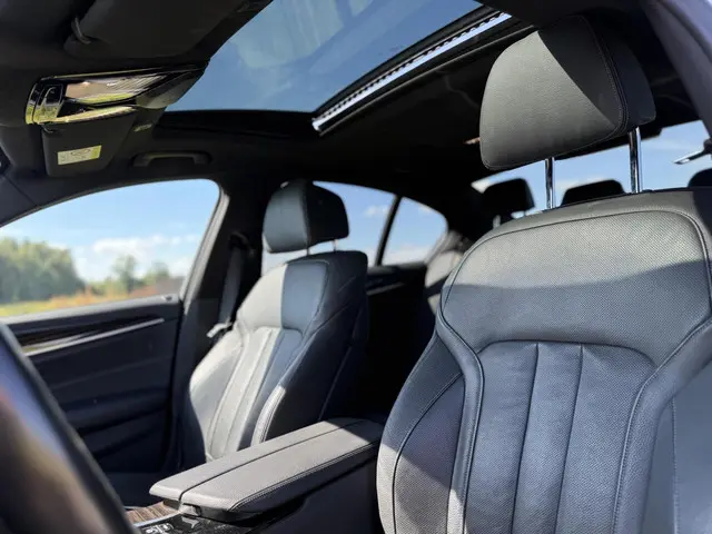 BMW 5 Serie 530d M-Sport 2023 Diesel 6