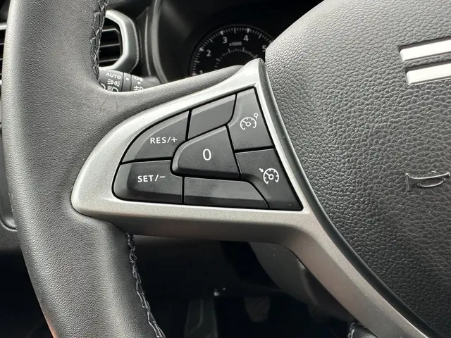 Dacia Duster 1.3 TCe 130 Journey 2023 Benzine 20
