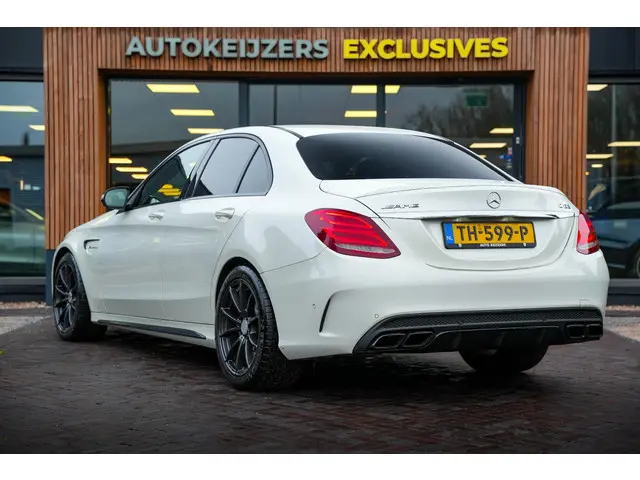 Mercedes-Benz C-Klasse AMG 63 2015 Benzine 7