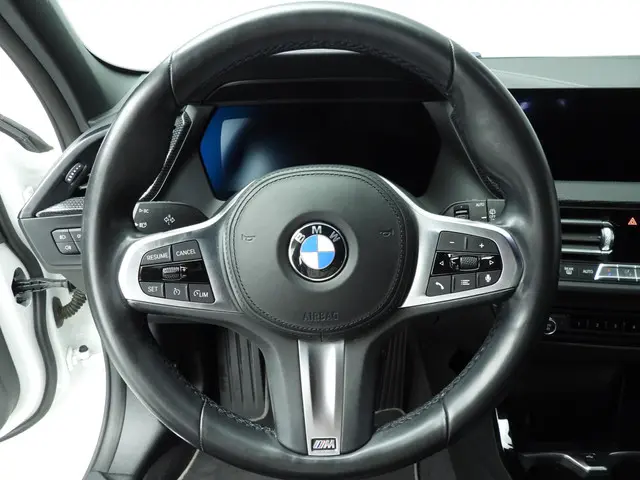 BMW 1 Serie 5-deurs 118i 2021 Benzine 11