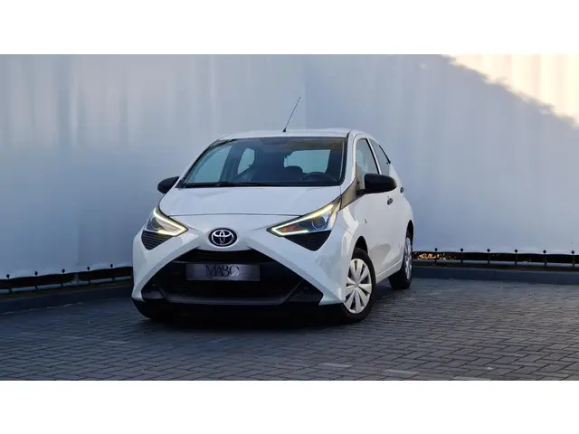 Toyota Aygo 1.0 VVT-i x-fun 2018 Benzine 29