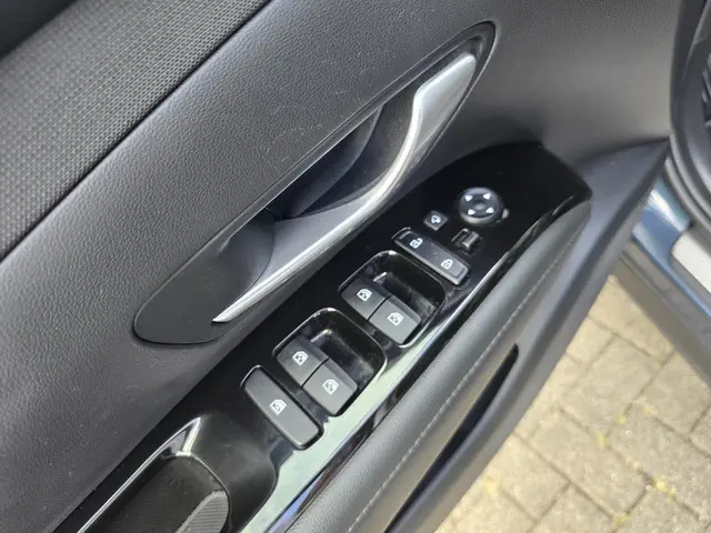 Hyundai Tucson 1.6 VERKOCHT 2024 Hybride Benzine 14