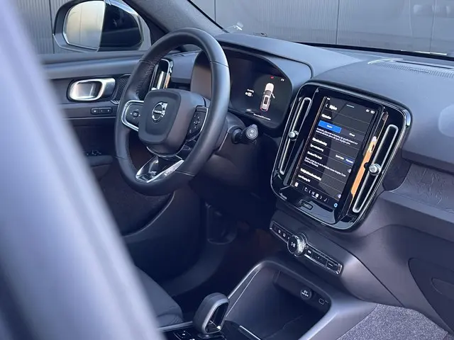 Volvo XC40 Recharge Plus 2023 Elektrisch 6