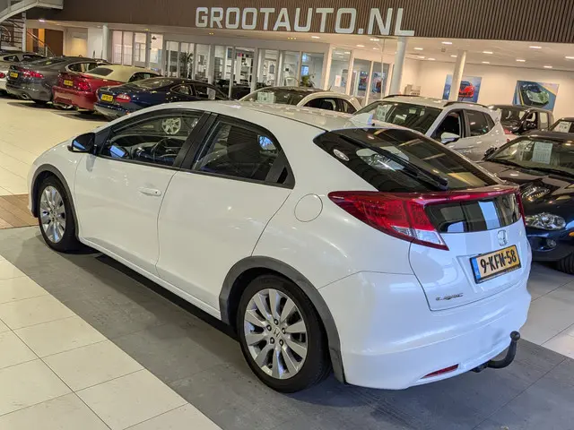 Honda Civic 1.4 Sport 2013 Benzine 3