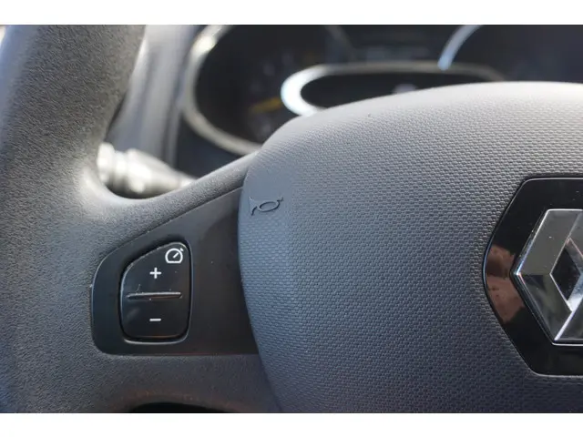 Renault Clio 1.5 dCi ECO Expression 2013 Diesel 9