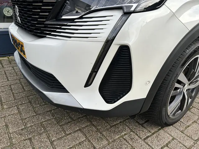 Peugeot 5008 1.2 Turbo 130 PK Allure Pack 2021 Benzine 44