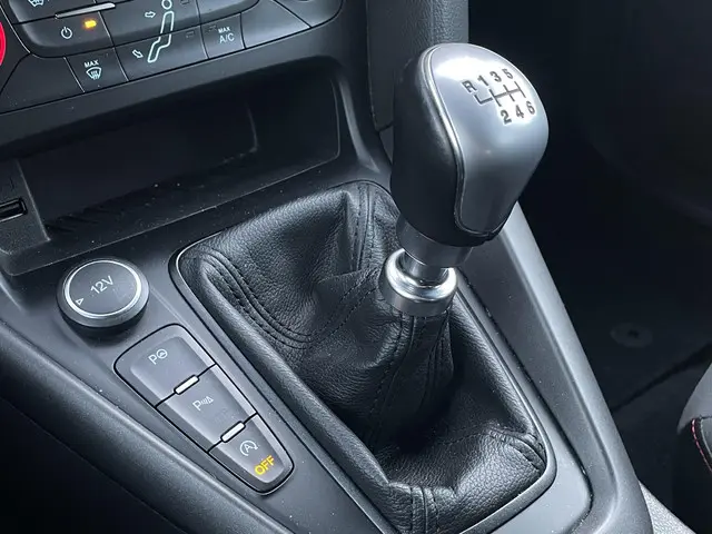 Ford Focus Wagon 1.0 ST-Line 2018 Benzine 21