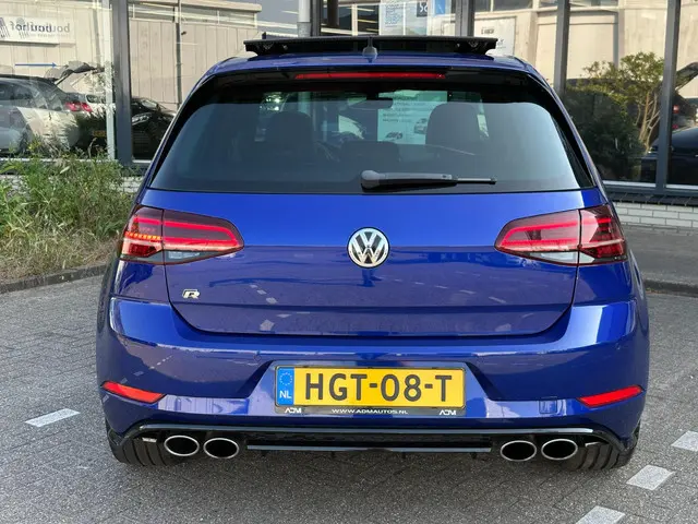 Volkswagen Golf 2.0 TSI 4Motion R / PANO 2017 Benzine 16