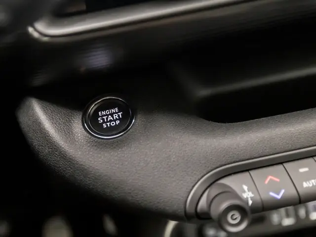 Jeep Avenger 1.2 Altitude Sport 2023 Benzine 28