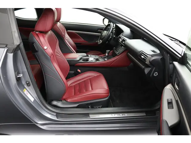 Lexus RC 300h F Sport Line 2016 Hybride Benzine 22