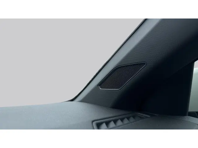 Volkswagen Polo 1.0 TSI R-Line Edition 2026 Benzine 34