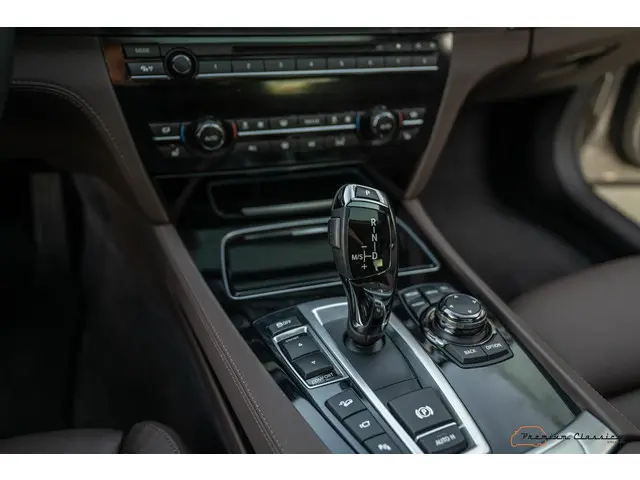 BMW 7 Serie 750d xDrive High Executive 2012 Diesel 8