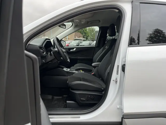 Ford Kuga 2.5 PHEV Active X 2024 Hybride Benzine 14