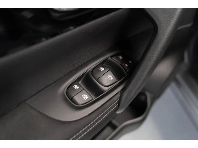 Nissan QASHQAI 1.2 Business Edition 2018 Benzine 23