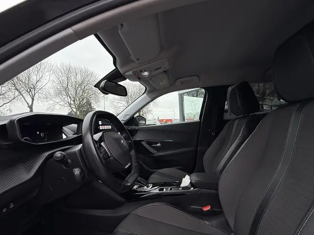Peugeot e-2008 EV Allure 50 kWh 2020 Elektrisch 10