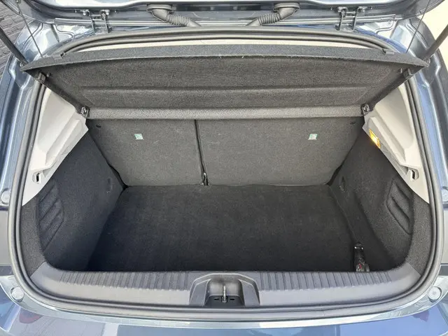 Renault Clio 1.0 TCe Intens 2021 Benzine 15