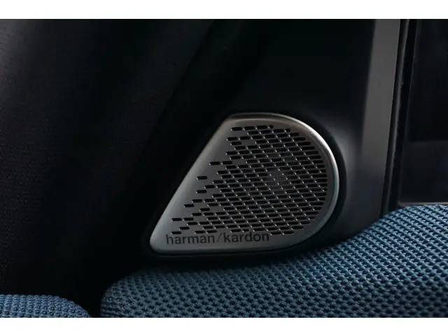 MINI Countryman C Aut. 2024 Benzine 32