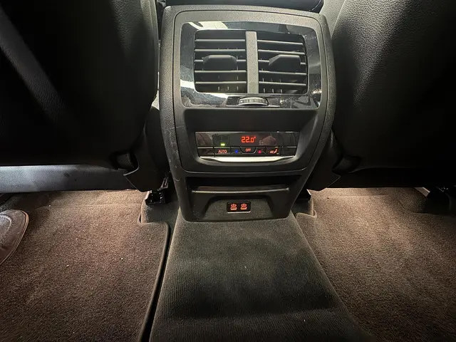 BMW X3 xDrive30e High Executive 2023 Hybride Benzine 46