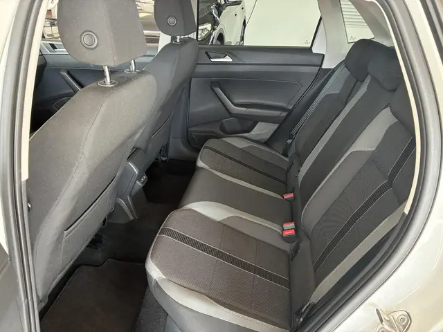 Volkswagen Polo 1.0 TSI 115pk Highline 2018 Benzine 16