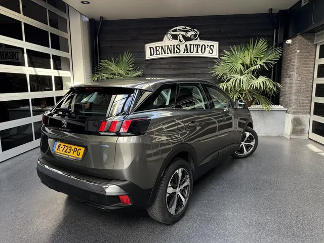 Peugeot 3008 1.2 PureTech Allure automaat! 2017 Benzine 4